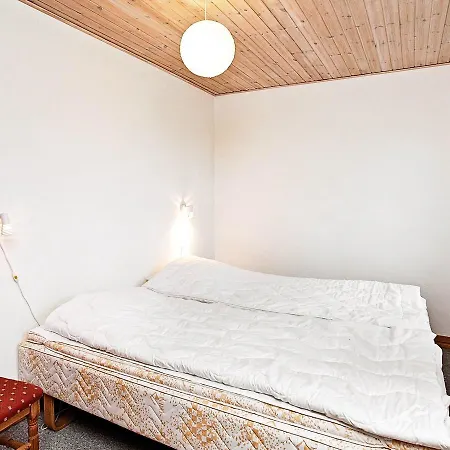 Three-bedroom Holiday In Bindslev 4 Tuen